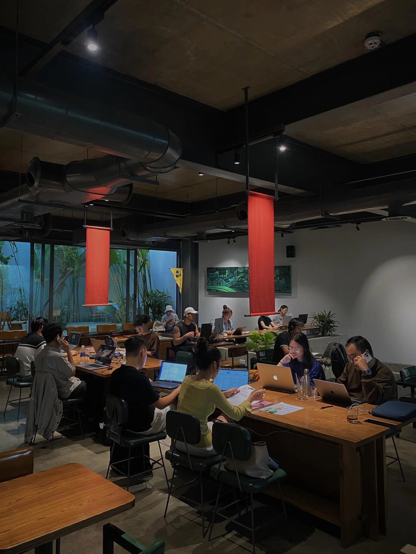 NƠI CÀ PHÊ GẶP GỠ CÔNG NGHỆ